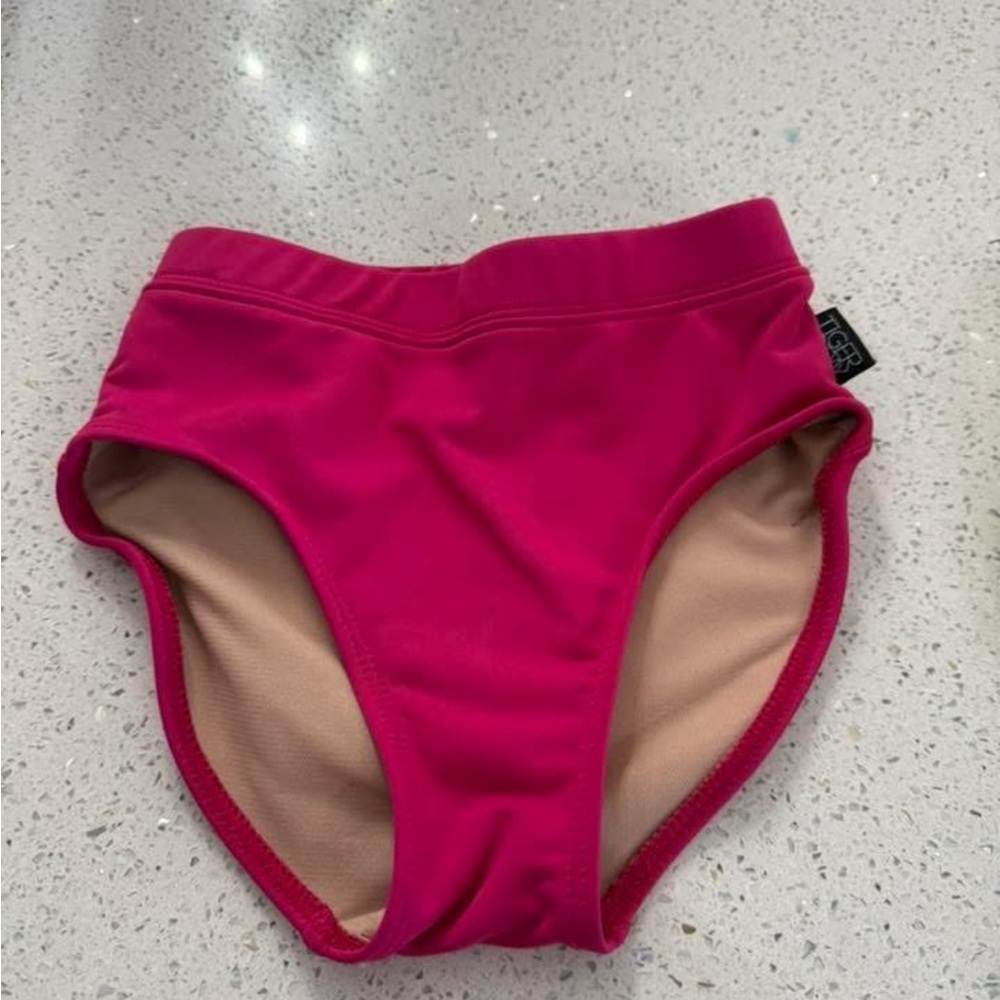 Tiger, Friday fuchsia briefs